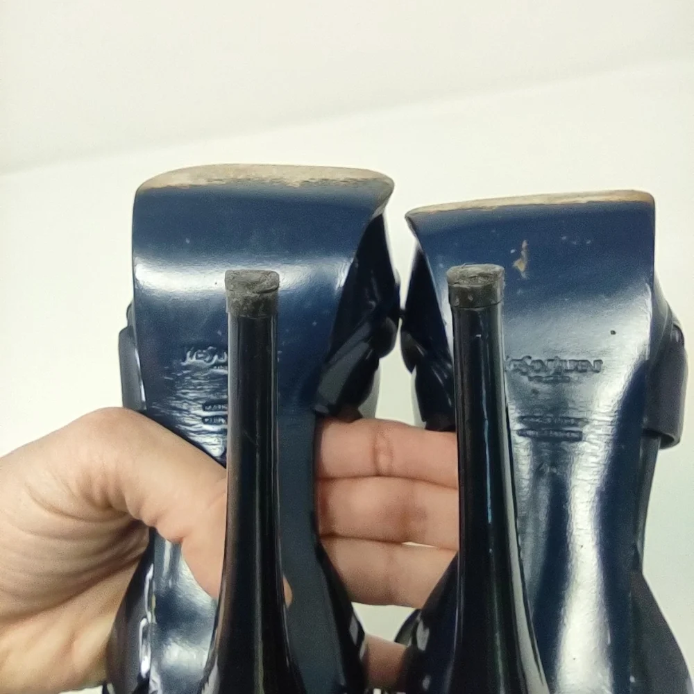 Yves St Laurent YSL 40 tribute BLUE patent leather platform sandals Celebrity